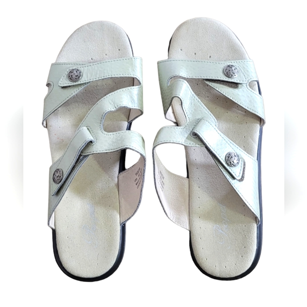 Propet- Womens size 9 1/2 silver colored leather sandals.